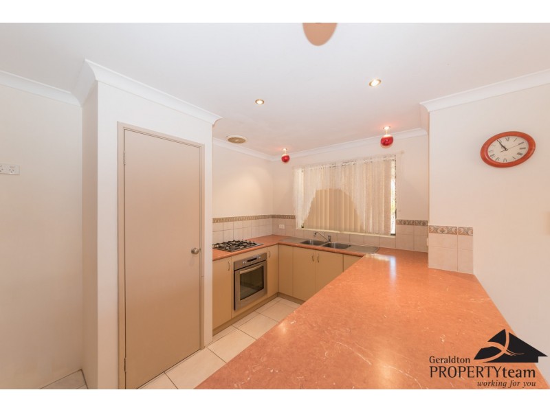 28 Wahn Avenue, Waggrakine WA 6530