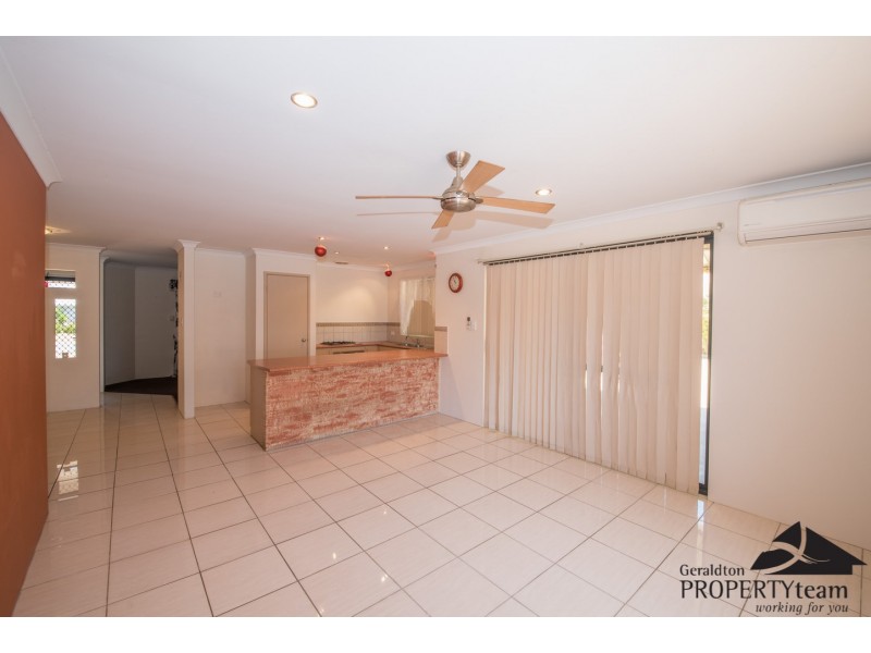 28 Wahn Avenue, Waggrakine WA 6530