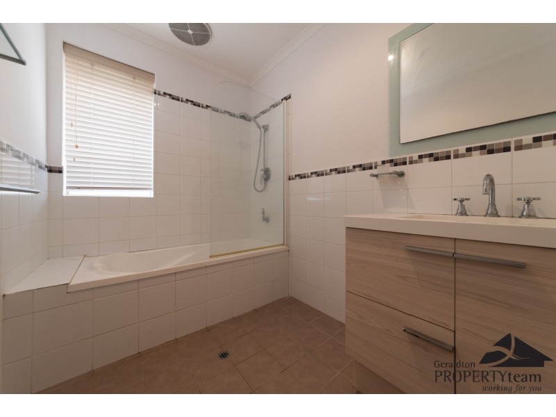 26 Seacrest Street, Tarcoola Beach WA 6530