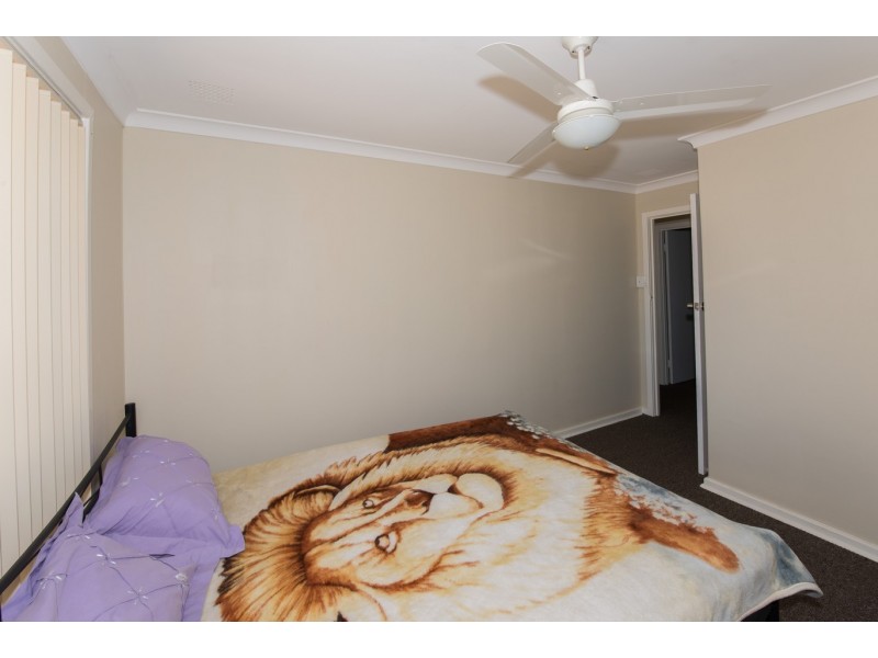 8 Melbourne Street, Waggrakine WA 6530