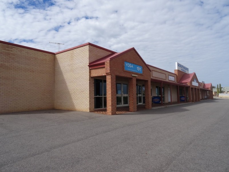 Unit 3/2 Oceanside Drive, Wandina WA 6530