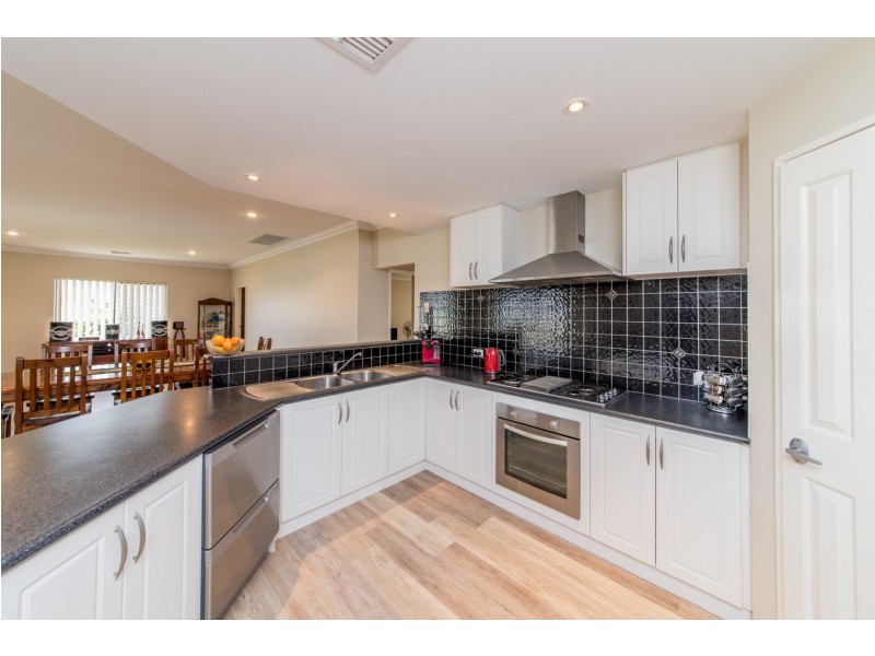 8 Fong Cove, Mount Tarcoola WA 6530