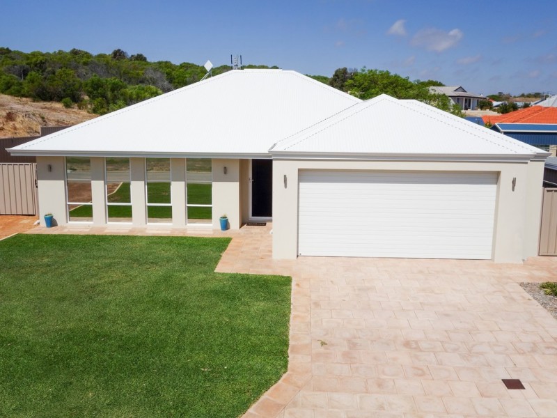 18 Thames Drive, Cape Burney WA 6532