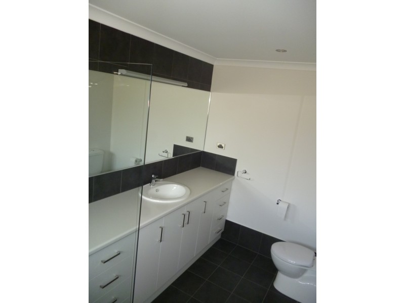 7 Shamrock Street, Wandina WA 6530