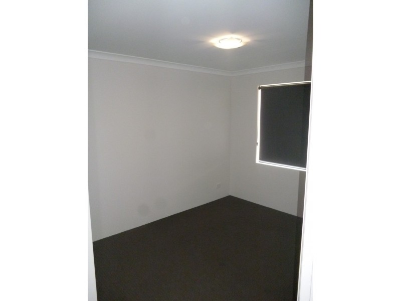 7 Shamrock Street, Wandina WA 6530