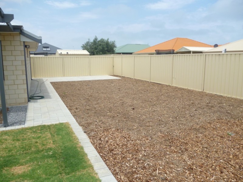 7 Shamrock Street, Wandina WA 6530