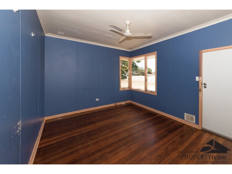 4 Hebe Street, Rangeway WA 6530