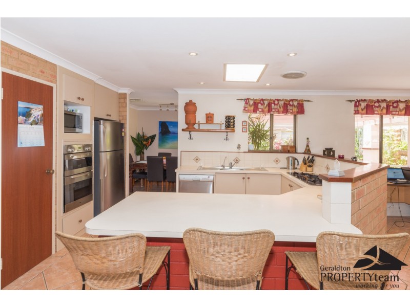 14 Falmouth Close, Tarcoola Beach WA 6530