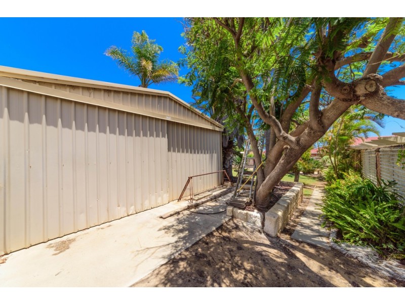 14 Falmouth Close, Tarcoola Beach WA 6530