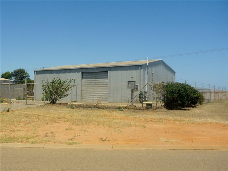 4 Rich Maslen Street, Narngulu WA 6532