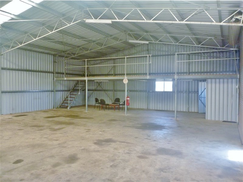 4 Rich Maslen Street, Narngulu WA 6532