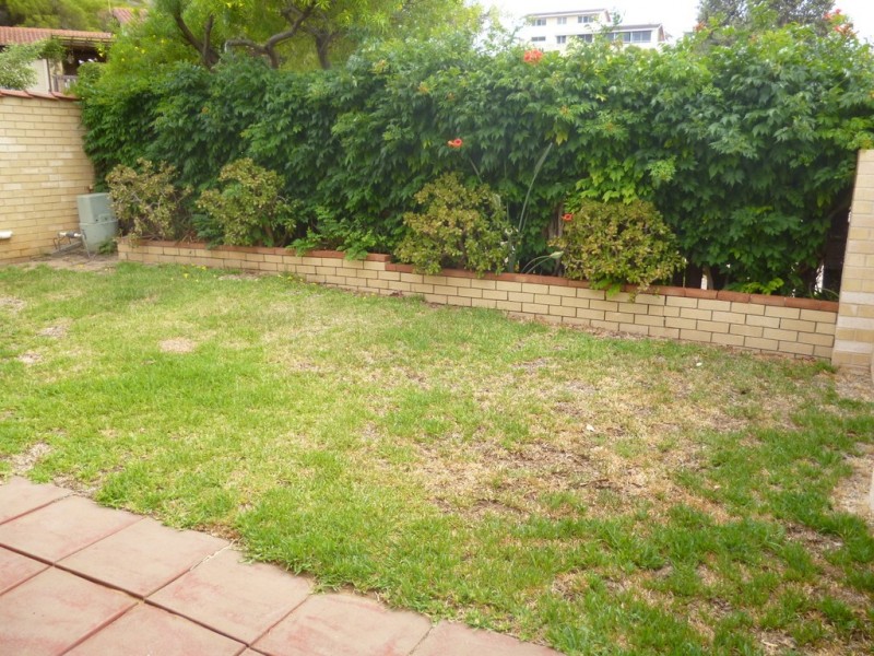 2 Patio Place, Geraldton WA 6530