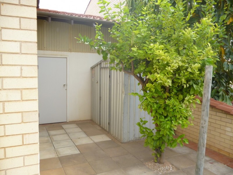 2 Patio Place, Geraldton WA 6530