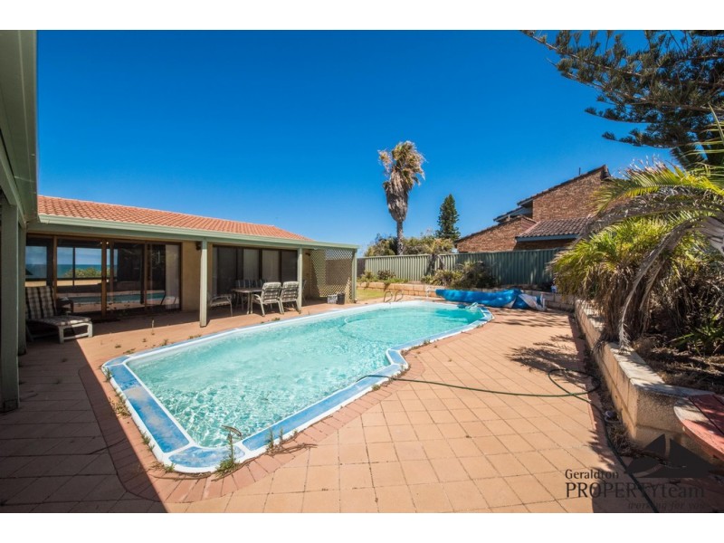 12 Glendinning Road, Tarcoola Beach WA 6530