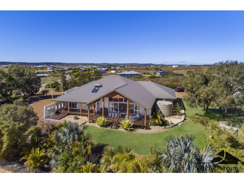 71 Redcliffe Concourse, White Peak WA 6532