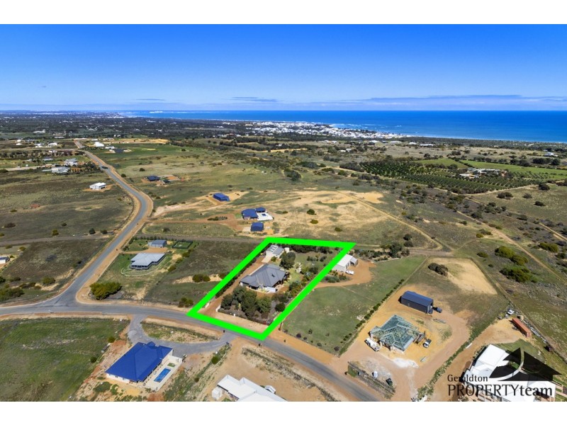 71 Redcliffe Concourse, White Peak WA 6532