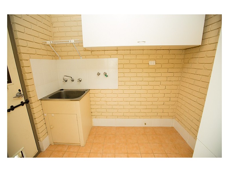 16 Jabiru Way, Waggrakine WA 6530