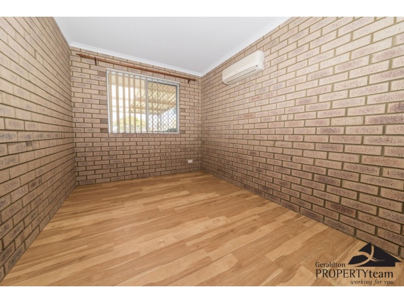 4 Pinyali Way, Waggrakine WA 6530