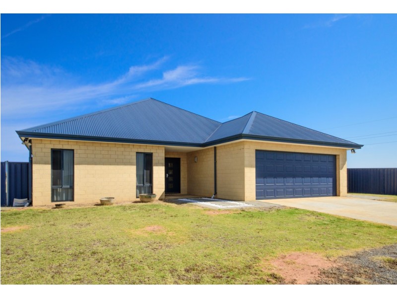 26 Polwarth Parade, Deepdale WA 6532