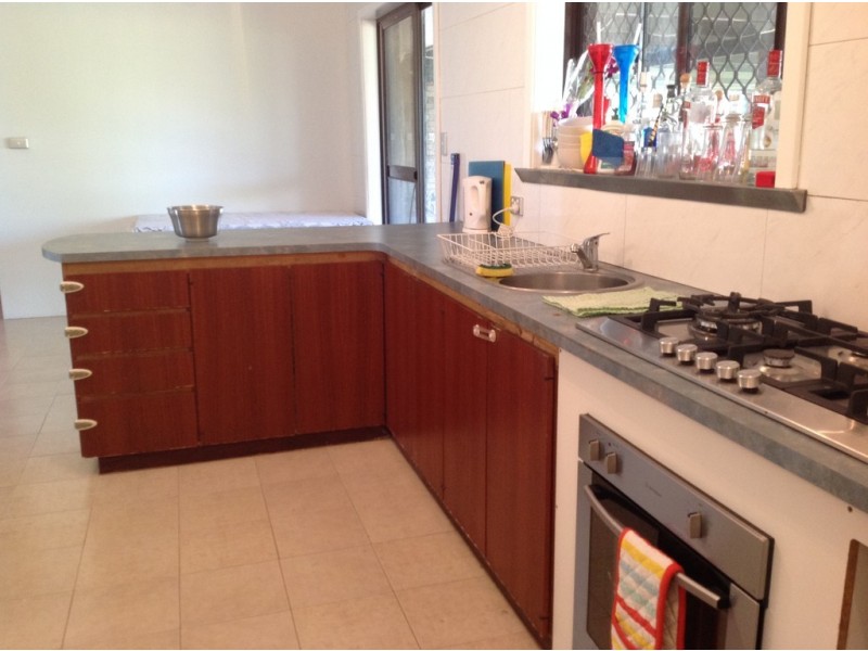 14 Broadfield Close, Utakarra WA 6530