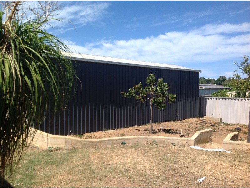 14 Broadfield Close, Utakarra WA 6530