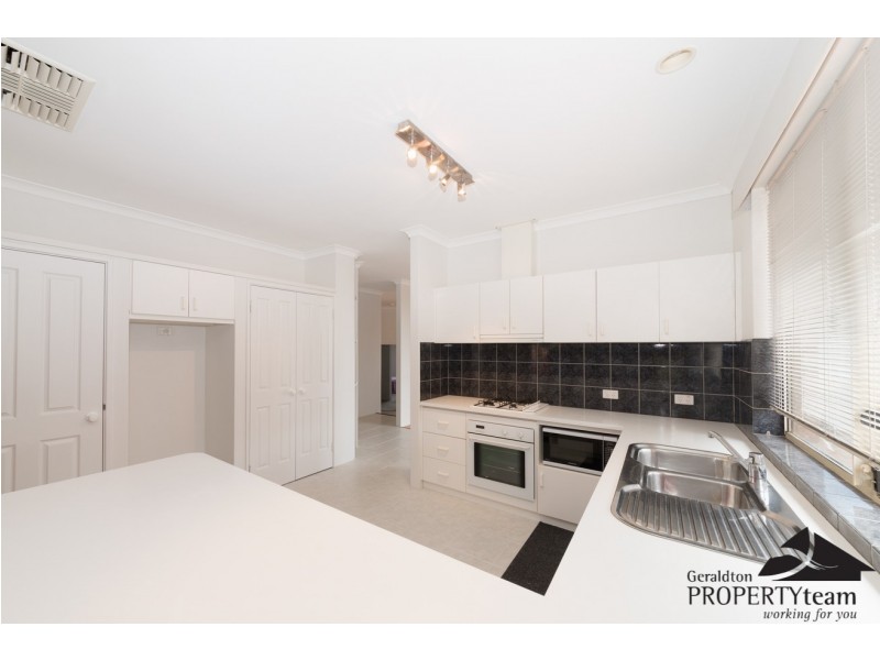 13 Barrett Drive, Mount Tarcoola WA 6530