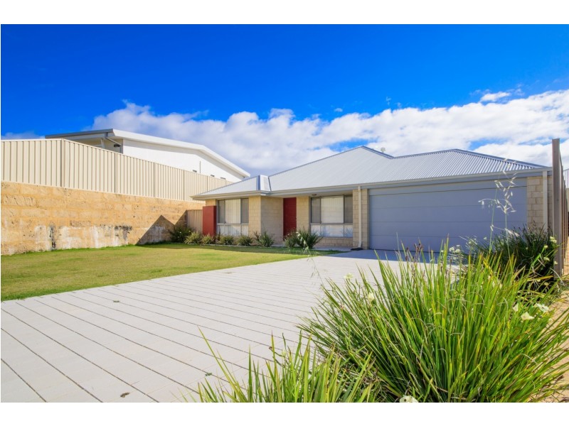 3 Wildwave Bend, Wandina WA 6530
