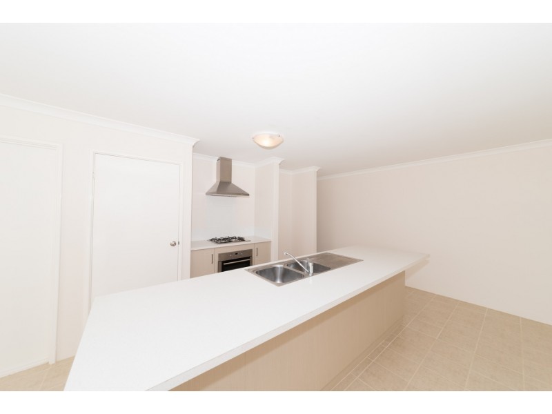 3 Wildwave Bend, Wandina WA 6530