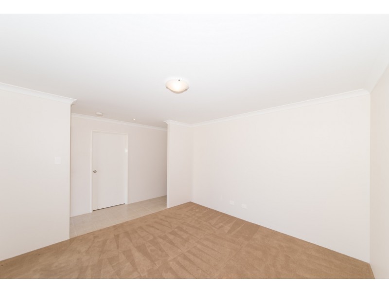 3 Wildwave Bend, Wandina WA 6530