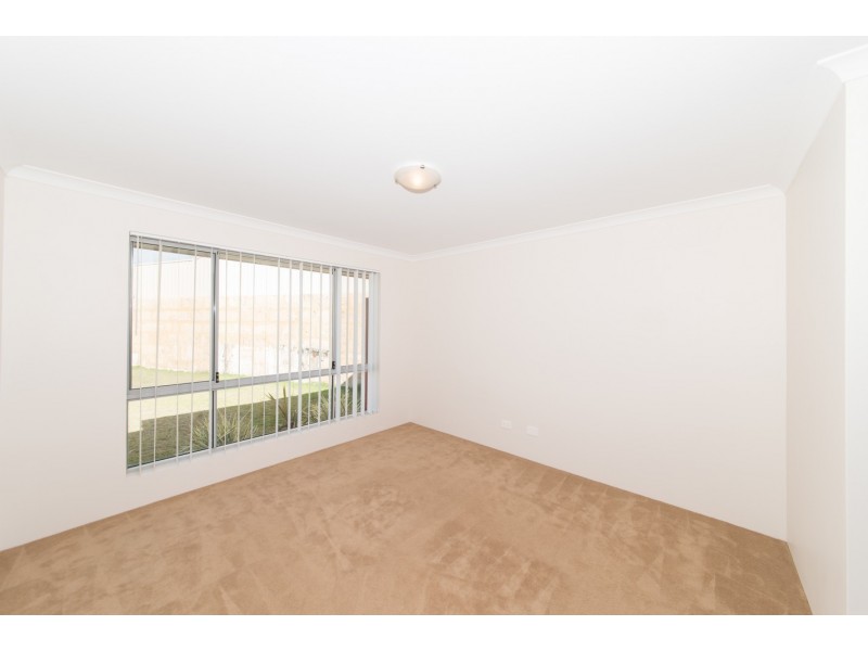 3 Wildwave Bend, Wandina WA 6530