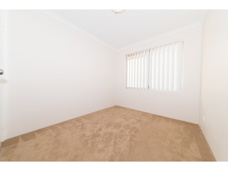 3 Wildwave Bend, Wandina WA 6530