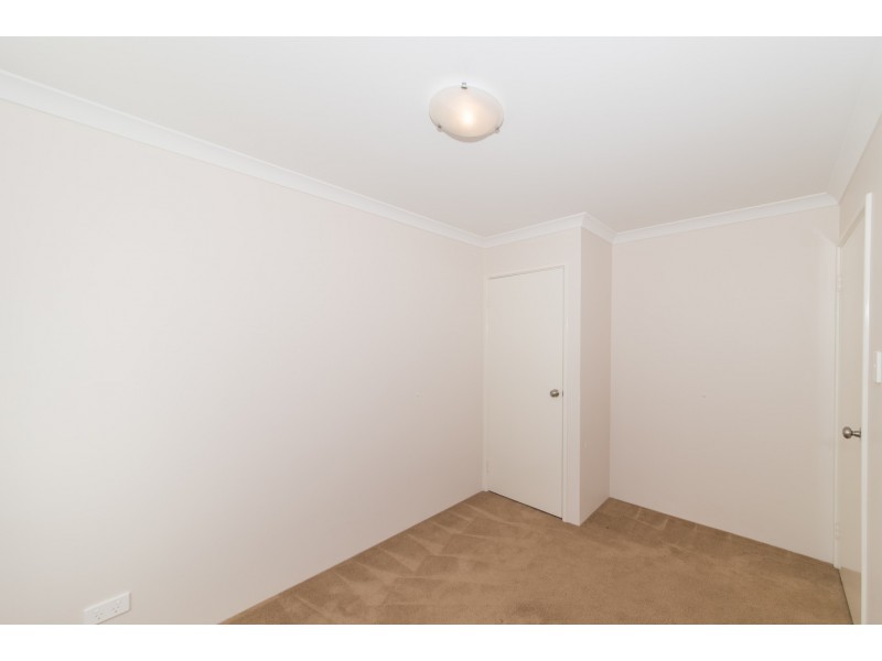 3 Wildwave Bend, Wandina WA 6530