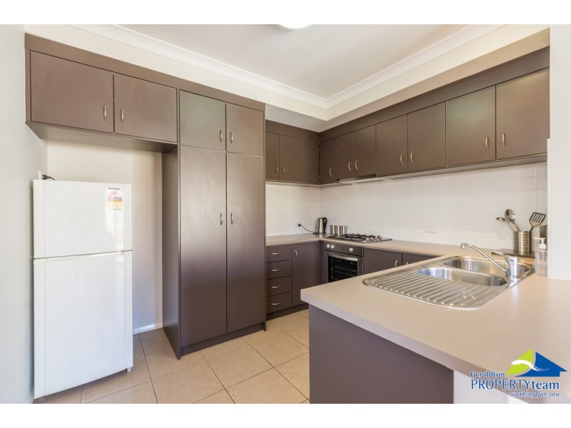 6/10 Cunningham Street, Beachlands WA 6530