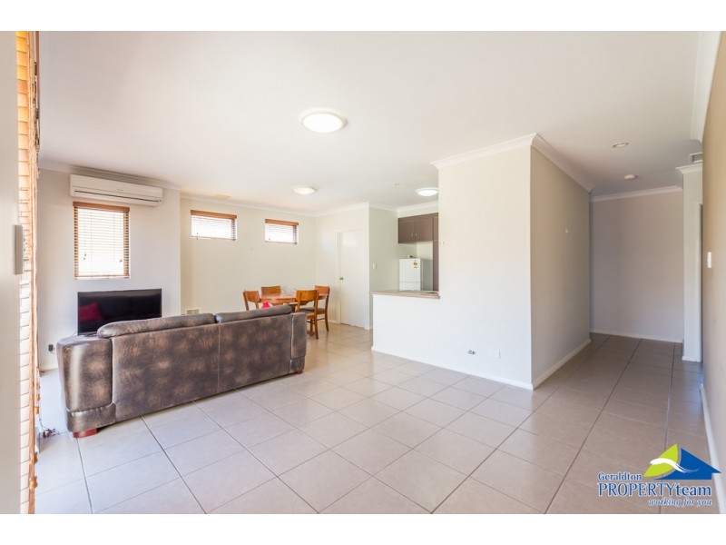 6/10 Cunningham Street, Beachlands WA 6530