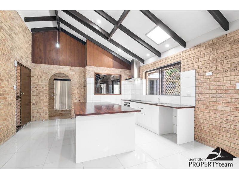 21 Elphick Avenue, Bluff Point WA 6530