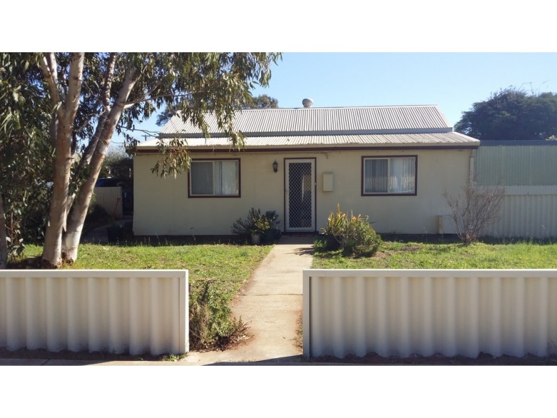 229 Fourth Street, Wonthella WA 6530