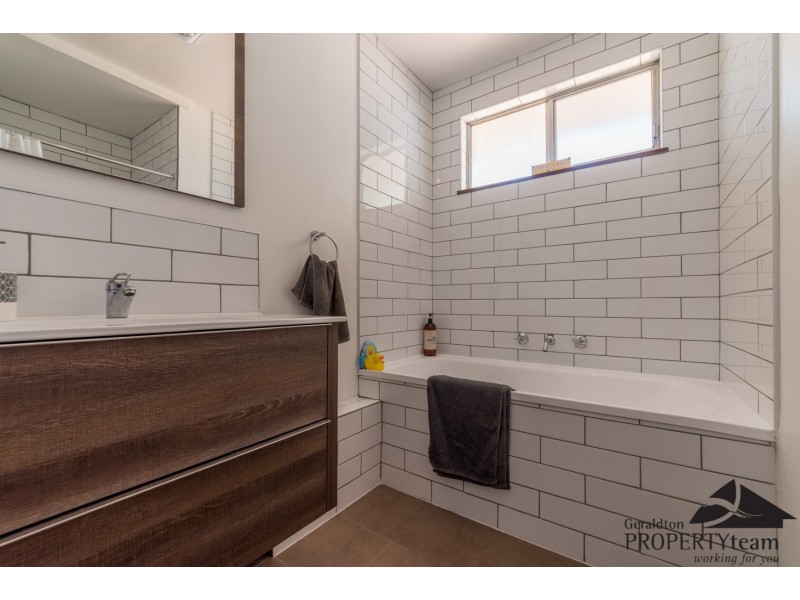 551 Chapman Road, Sunset Beach WA 6530