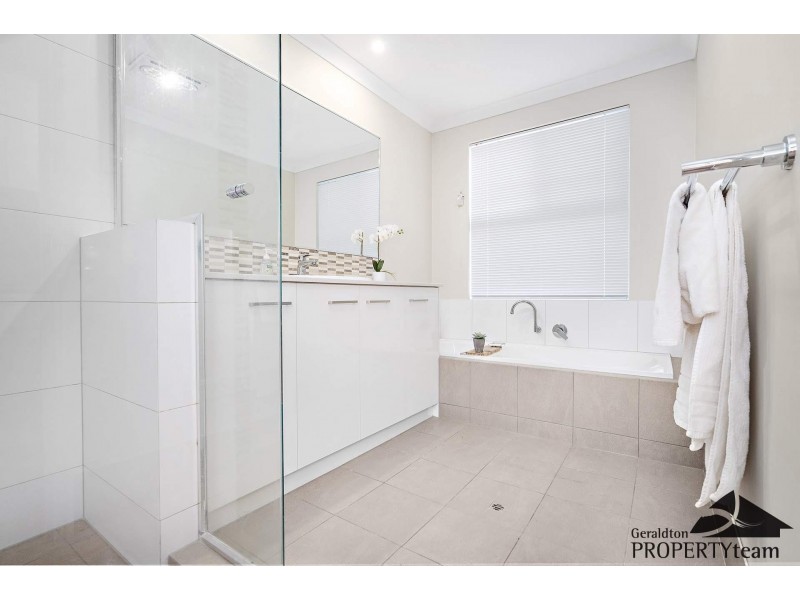 49 Bayview Street, Mount Tarcoola WA 6530