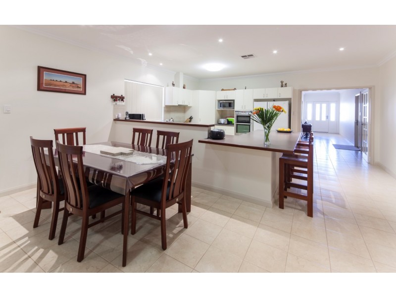 22 Coastside Crescent, Glenfield WA 6532