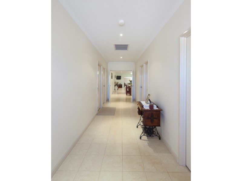 22 Coastside Crescent, Glenfield WA 6532