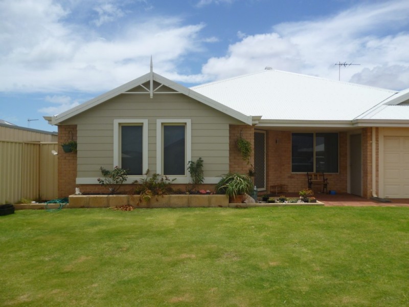 3 Angler Parade, Drummond Cove WA 6532