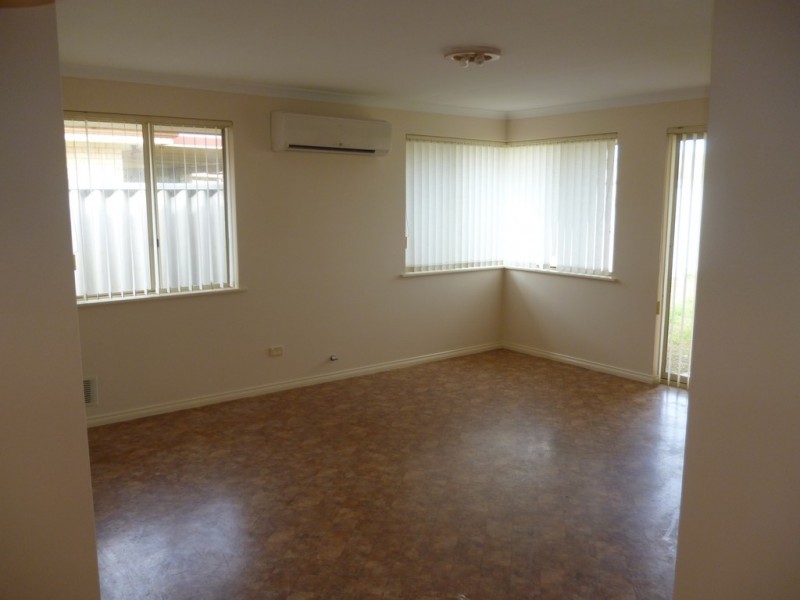 11 Reg Percy Drive, Wandina WA 6530