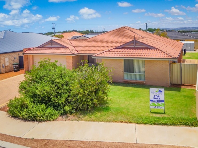 37 Mark Way, Wandina WA 6530