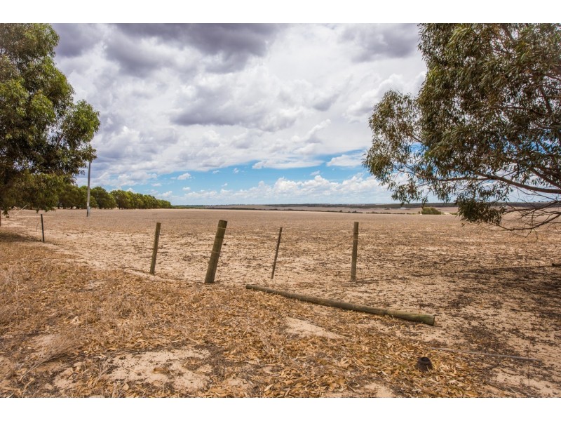 Lot 32 Ahern Place, Howatharra WA 6532