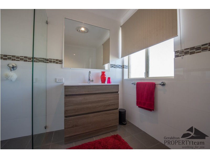 12 Beacon Rise, Wandina WA 6530