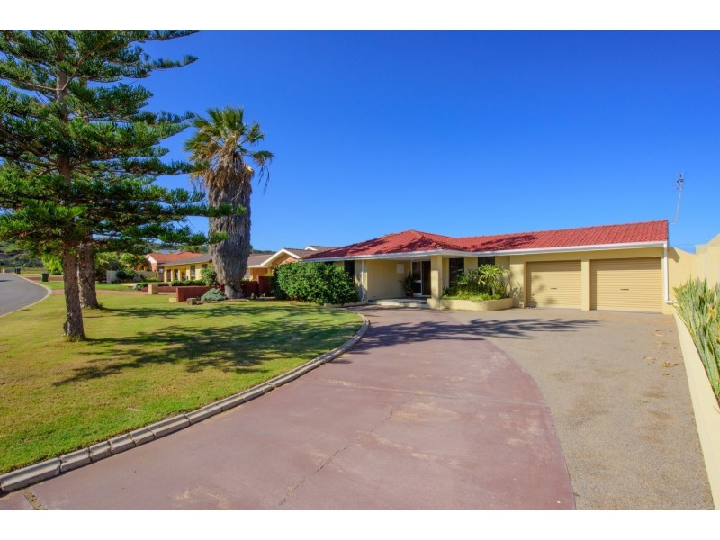 4 Sheldon Place, Tarcoola Beach WA 6530