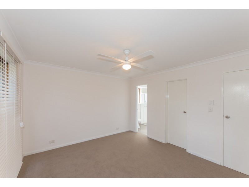 4 Sheldon Place, Tarcoola Beach WA 6530