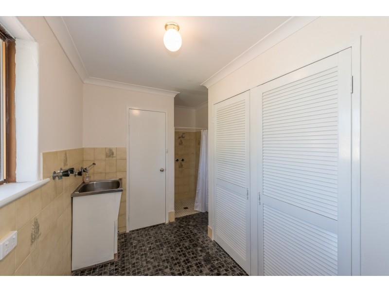 4 Sheldon Place, Tarcoola Beach WA 6530