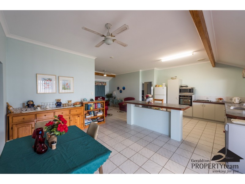 3 Wahn Ave, Waggrakine WA 6530