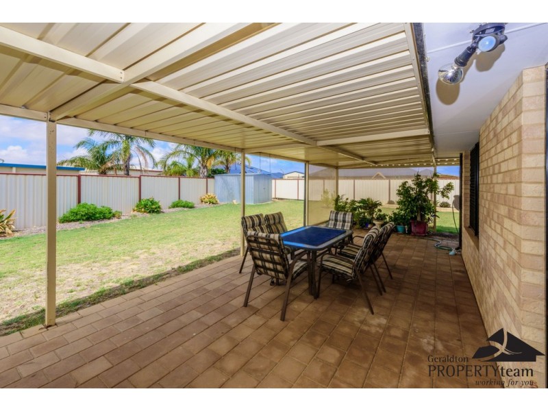 3 Wahn Ave, Waggrakine WA 6530